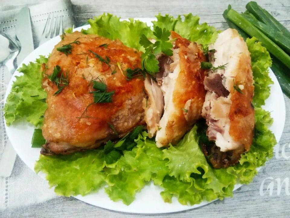 Запеченные куриные бедрышки: секреты хрустящей корочки и сочного мяса
