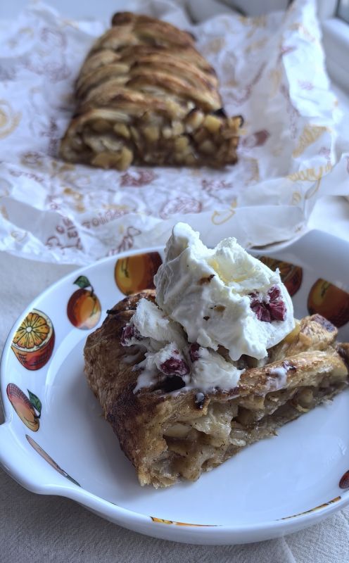 Как превратить утро в кулинарный шедевр: рецепты завтракного штруделя