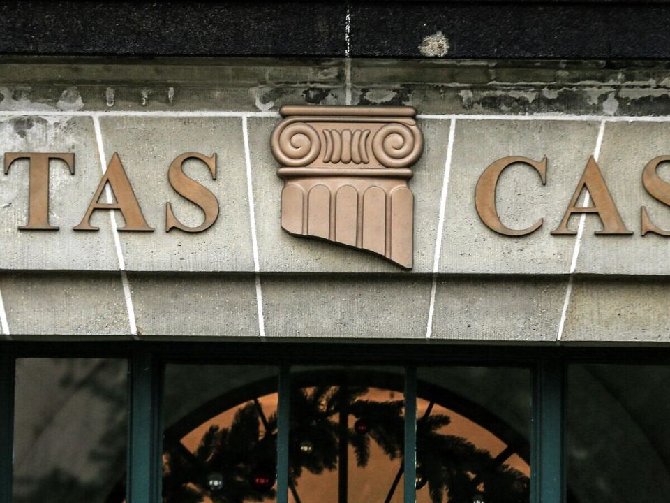 Российские саночники могут вернуться на международную арену в нейтральном статусе