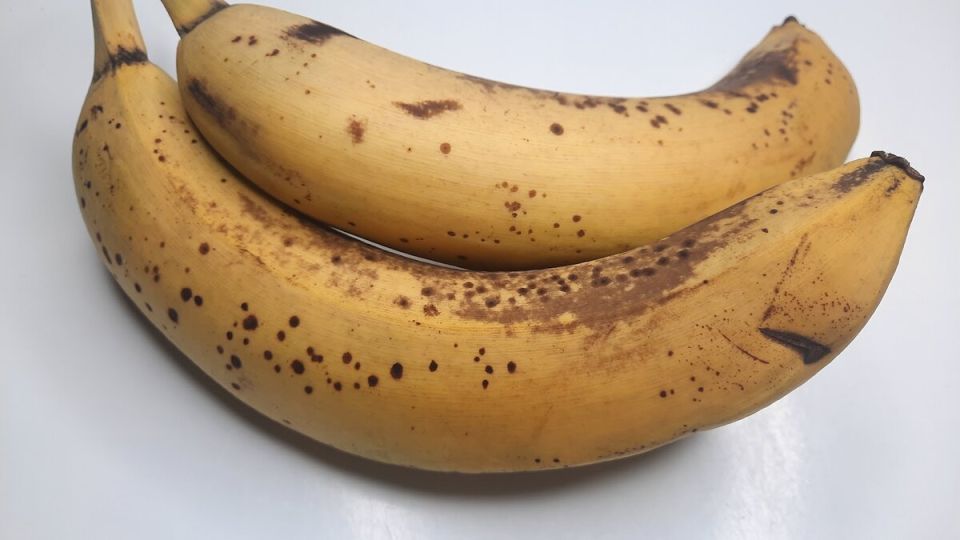 Банановые хитрости: как кожура может сэкономить ваши деньги