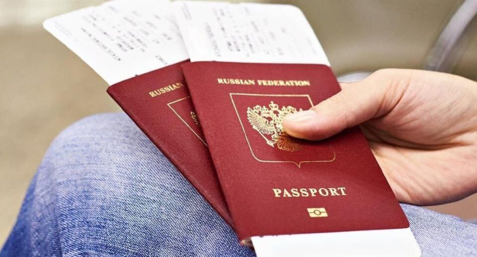 Работодатели рискуют получить штраф за ограничения на выезд сотрудников