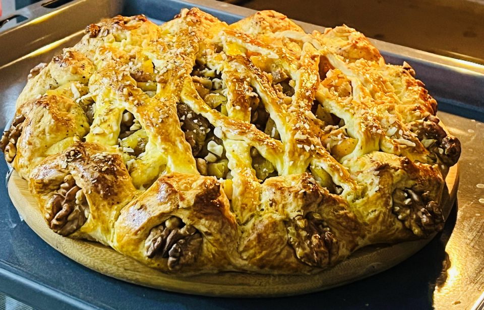 Нежный яблочный пирог: идеальный десерт для любого праздника