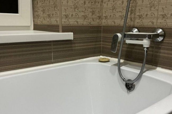 Как добиться безупречной чистоты в ванной: советы по удалению упрямых загрязнений