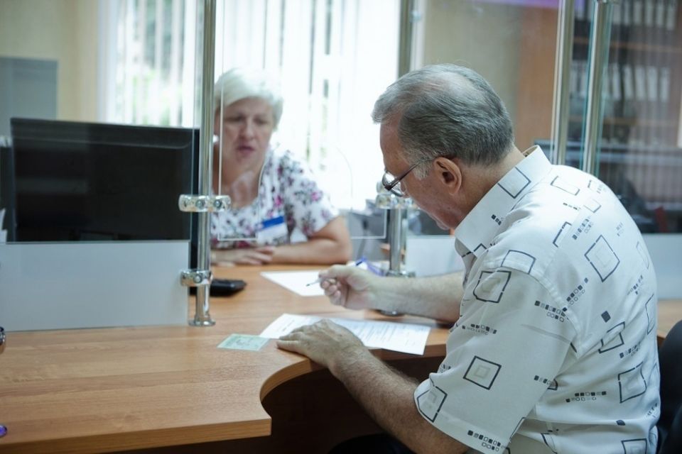 Пенсионер оспорил 30-миллионный долг: aнтикризисная драма в суде