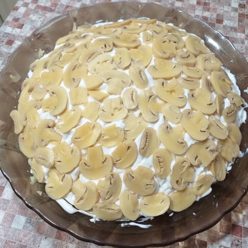 Нежный салат с сельдью: откройте новое в традиционных рецептах