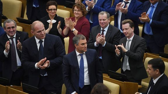 Запрет на съемку заседаний: Госдума ограничивает журналистов