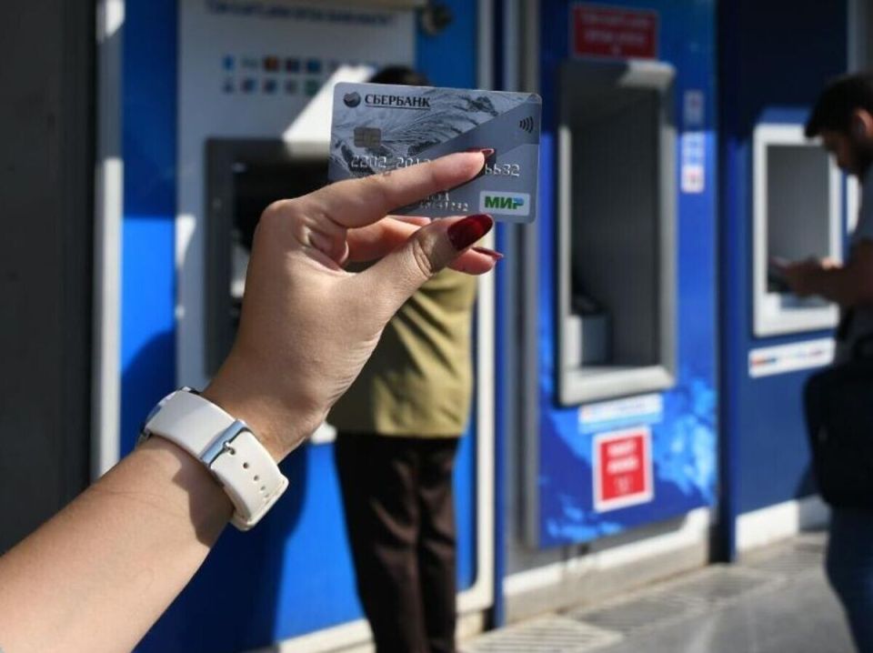 Опасный номер: предлагают обязать банки повторно идентифицировать клиентов при использовании устаревших телефонов