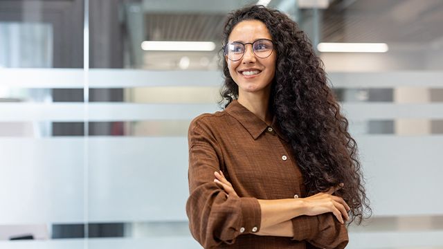 Как сельская учительница вернула оплату 85 часов сверхурочки — и что теперь обязаны делать работодатели