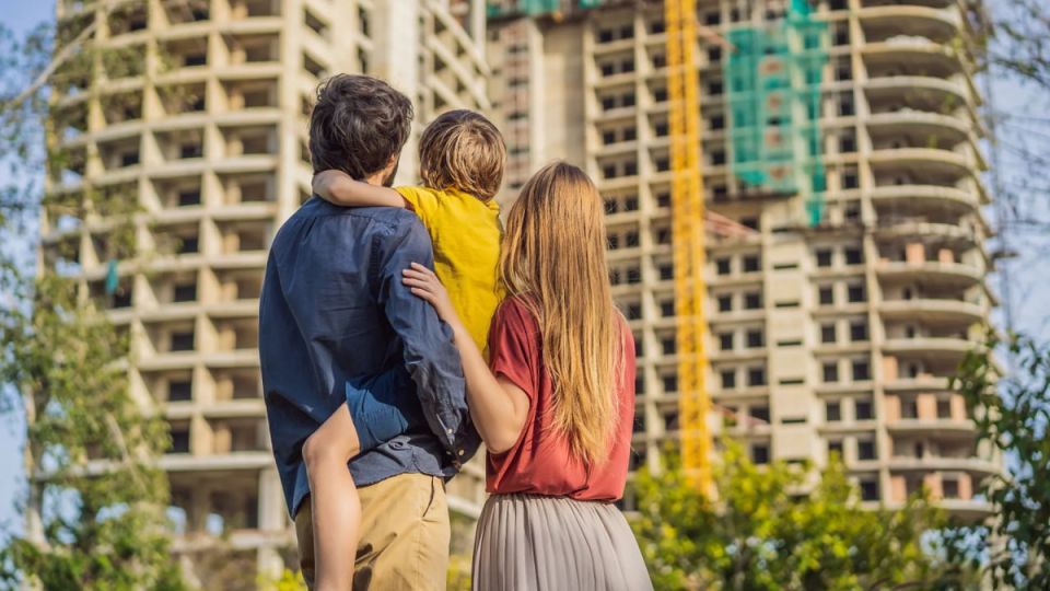 Почему стоит купить жильё в 2026 году: прогнозы и риски рынка недвижимости